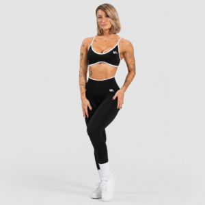 Set nero essential con riga a contrasto
